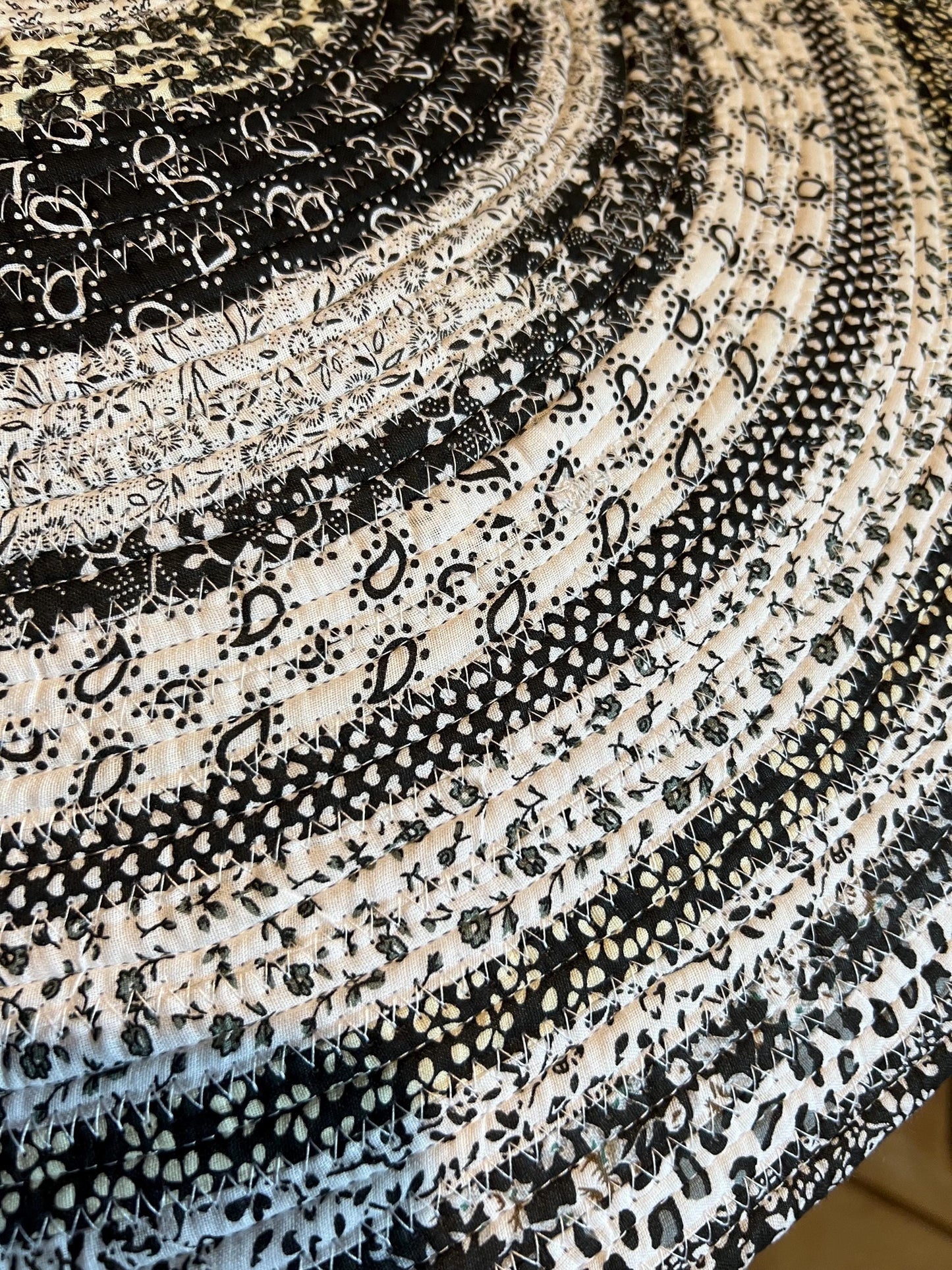 Jelly Roll Rug- Midnight Garden