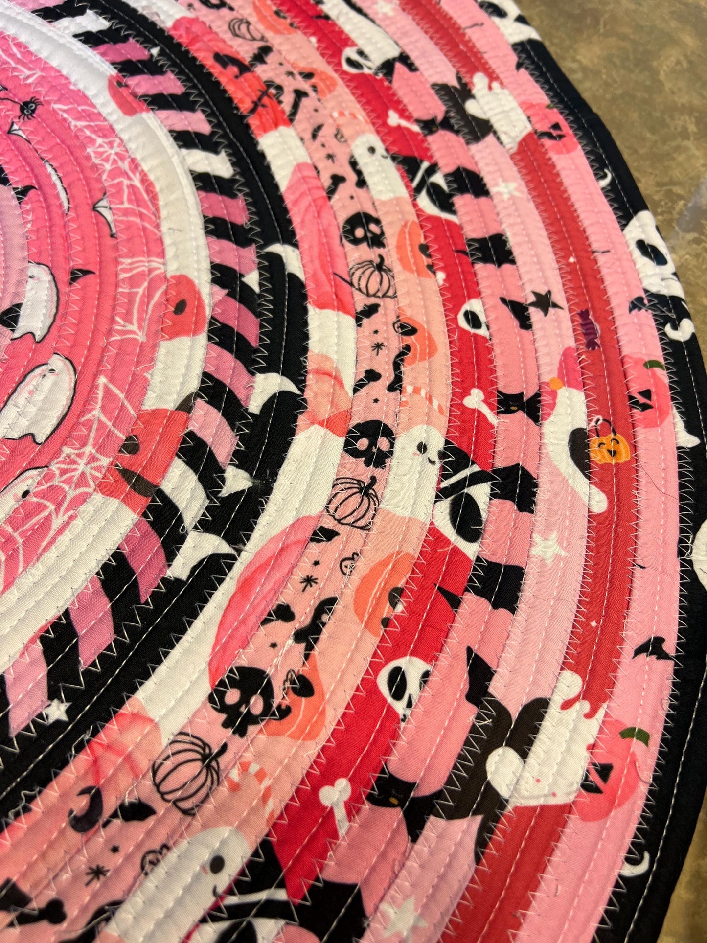 Jelly Roll Rug- Spooky Pink